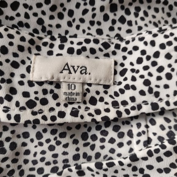 Ava. mini wrap ruffle skirt - Picture 6 of 6